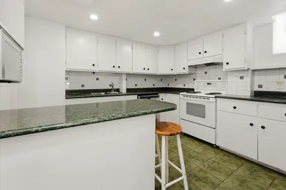 1650 Mathers Avenue, West Vancouver For Sale - image 28