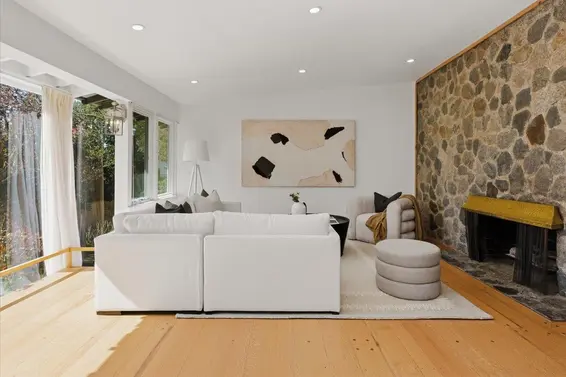 1650 Mathers Avenue, West Vancouver For Sale - image 3