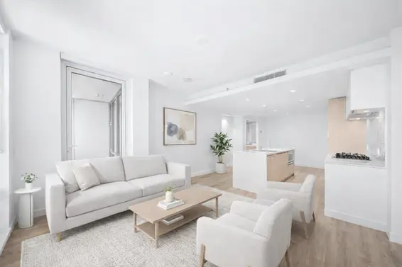 709 1500 Fern Street, North Vancouver For Sale - image 2