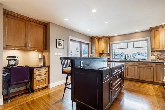 613 East 7th Street, North Vancouver For Sale - image 13