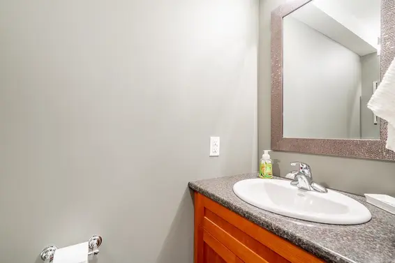 613 East 7th Street, North Vancouver For Sale - image 28