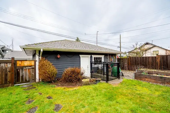 613 East 7th Street, North Vancouver For Sale - image 35