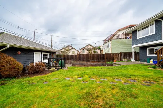 613 East 7th Street, North Vancouver For Sale - image 36