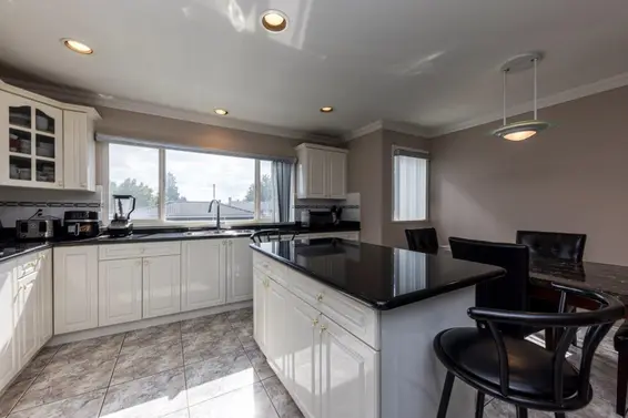 449 East 16th Street, North Vancouver For Sale - image 10