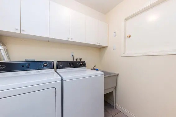 449 East 16th Street, North Vancouver For Sale - image 33