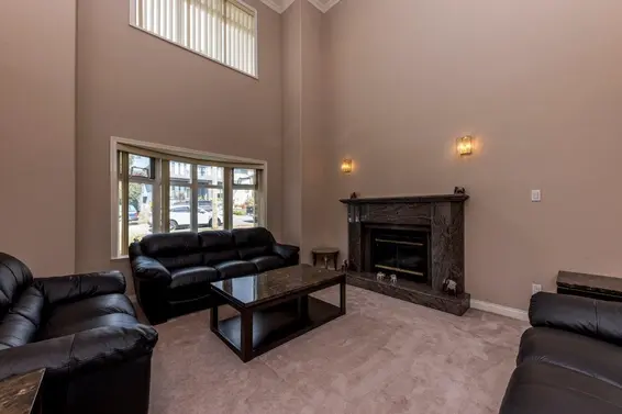449 East 16th Street, North Vancouver For Sale - image 5