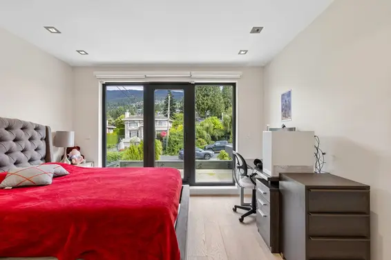 2256 Jefferson Avenue, West Vancouver For Sale - image 15