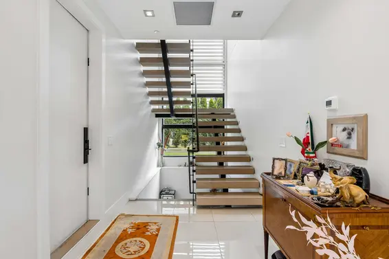 2256 Jefferson Avenue, West Vancouver For Sale - image 8