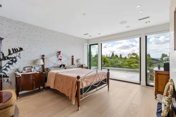 2256 Jefferson Avenue, West Vancouver For Sale - image 9