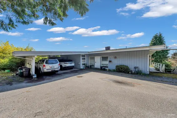 1230 Queens Avenue, West Vancouver For Sale - image 2