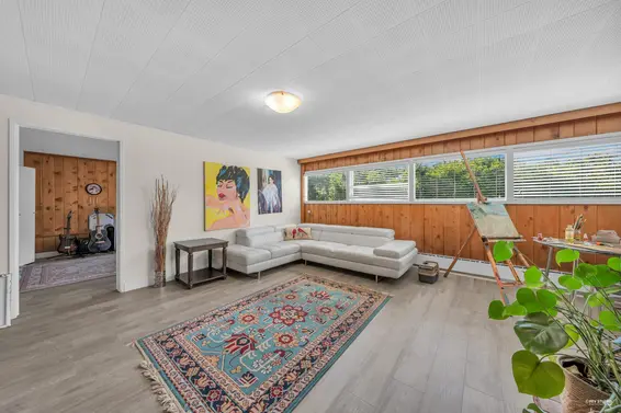 1230 Queens Avenue, West Vancouver For Sale - image 22