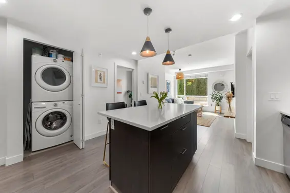 111 719 West 3rd Street, North Vancouver For Sale - image 27