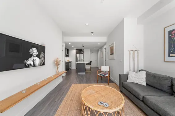 111 719 West 3rd Street, North Vancouver For Sale - image 8