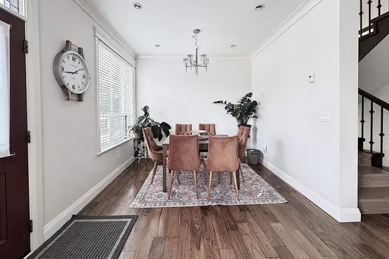 1436 Bewicke Avenue, North Vancouver For Sale - image 3