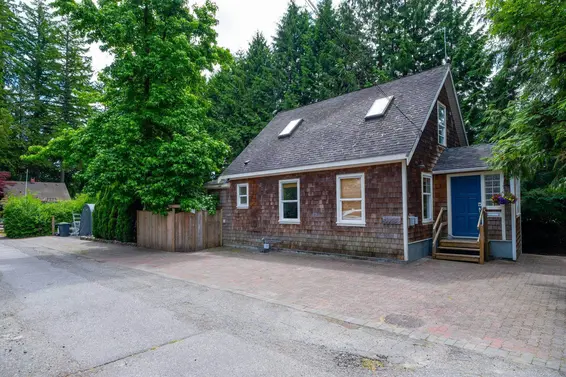1075 Gladwin Drive, North Vancouver For Sale - image 32