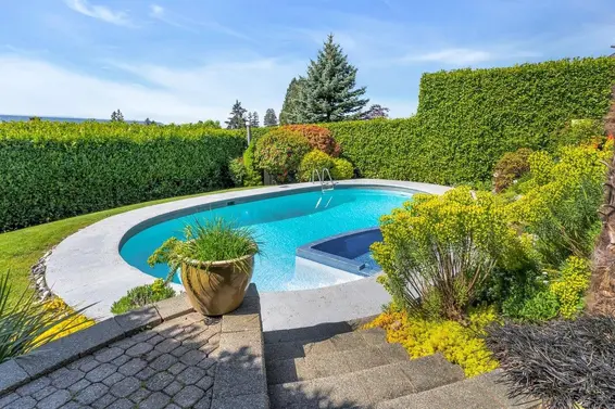 2312 Mathers Avenue, West Vancouver For Sale - image 3