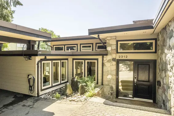 2312 Mathers Avenue, West Vancouver For Sale - image 35