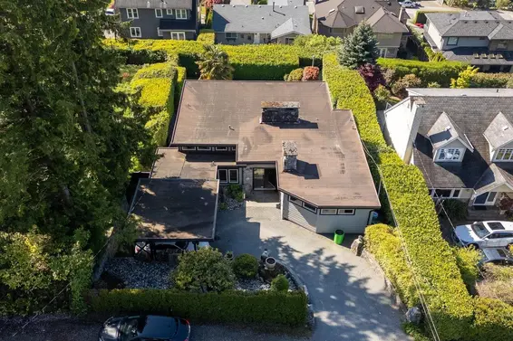 2312 Mathers Avenue, West Vancouver For Sale - image 36