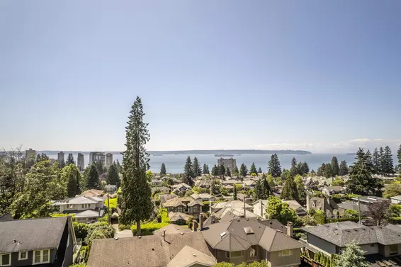 2312 Mathers Avenue, West Vancouver For Sale - image 39