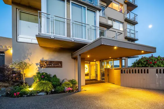 301 150 24th Street, West Vancouver For Sale - image 2