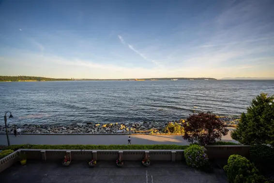 301 150 24th Street, West Vancouver For Sale - image 4