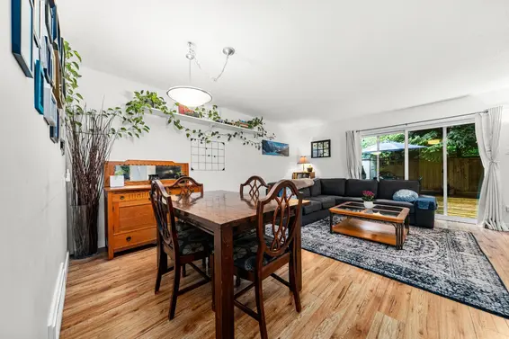 2393 Mountain Highway, North Vancouver For Sale - image 16
