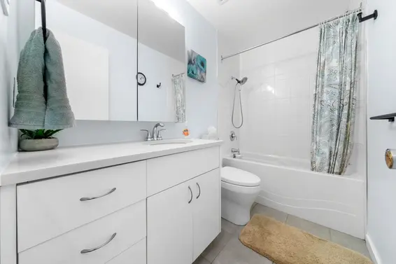 2393 Mountain Highway, North Vancouver For Sale - image 26