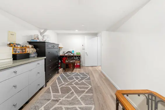 2393 Mountain Highway, North Vancouver For Sale - image 34