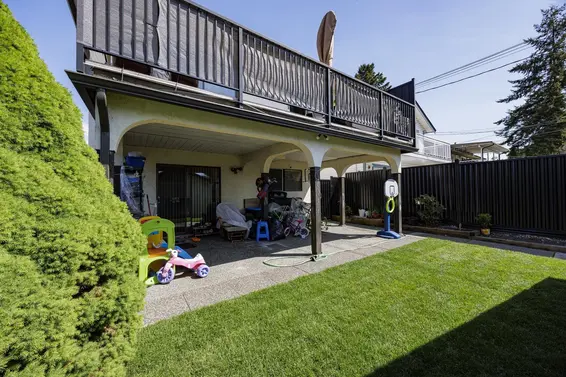 239 East 20th Street, North Vancouver For Sale - image 32