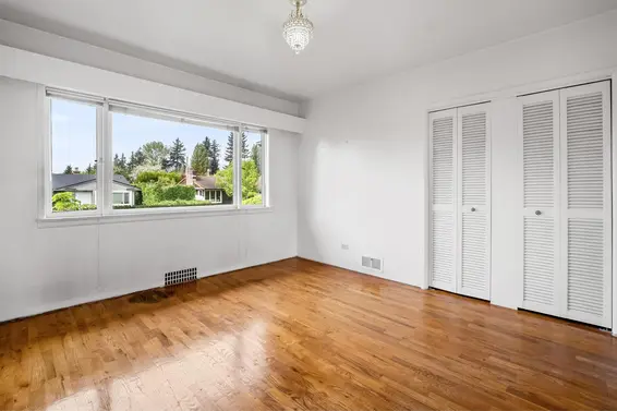 2762 Newmarket Drive, North Vancouver For Sale - image 10
