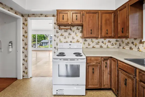 2762 Newmarket Drive, North Vancouver For Sale - image 14