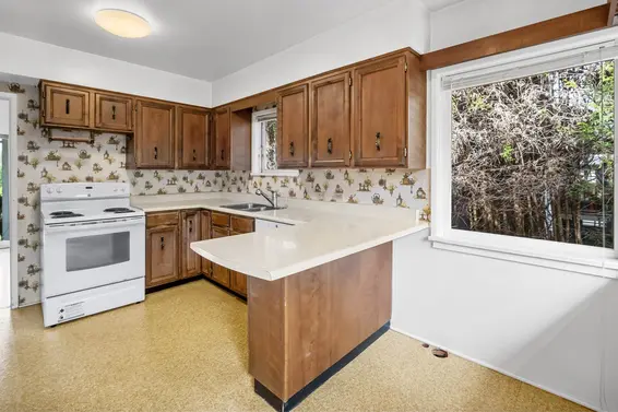 2762 Newmarket Drive, North Vancouver For Sale - image 15