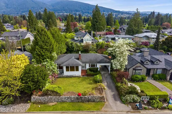 2762 Newmarket Drive, North Vancouver For Sale - image 2