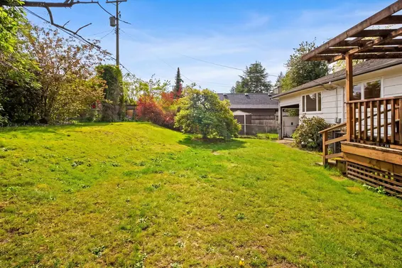 2762 Newmarket Drive, North Vancouver For Sale - image 22