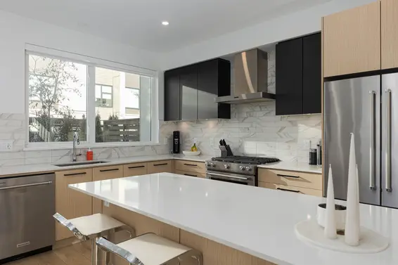 17 602 Lile Drive, North Vancouver For Sale - image 3