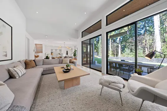 968 Belvista Crescent, North Vancouver For Sale - image 15