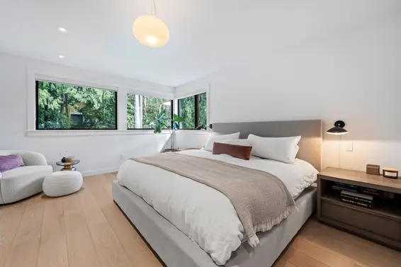 968 Belvista Crescent, North Vancouver For Sale - image 18