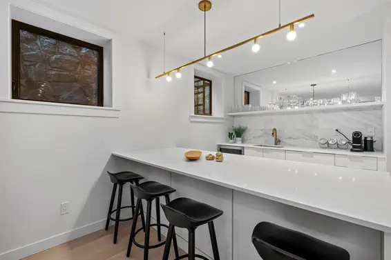 968 Belvista Crescent, North Vancouver For Sale - image 32