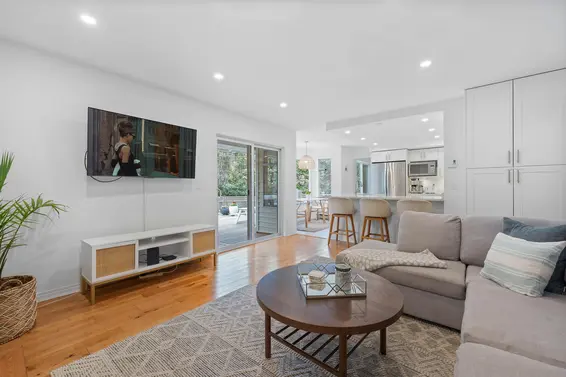 5636 Marine Drive, West Vancouver For Sale - image 15