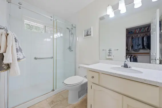 5636 Marine Drive, West Vancouver For Sale - image 26