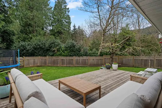 5636 Marine Drive, West Vancouver For Sale - image 34