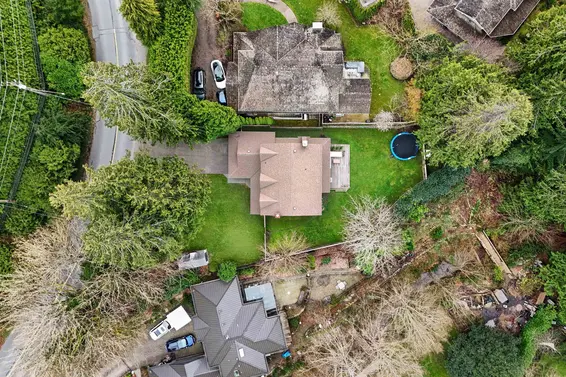 5636 Marine Drive, West Vancouver For Sale - image 38