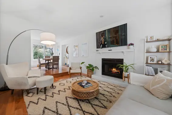 5636 Marine Drive, West Vancouver For Sale - image 7