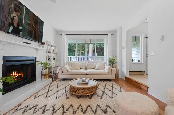 5636 Marine Drive, West Vancouver For Sale - image 8