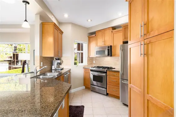 9 3175 Baird Road, North Vancouver For Sale - image 9
