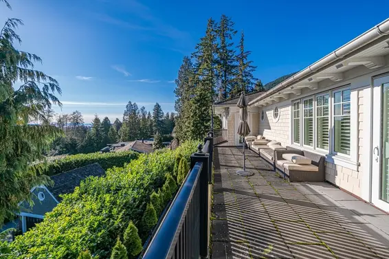 2913 Altamont Crescent, West Vancouver For Sale - image 4
