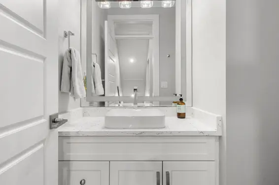 328 East 9th Street, North Vancouver For Sale - image 21