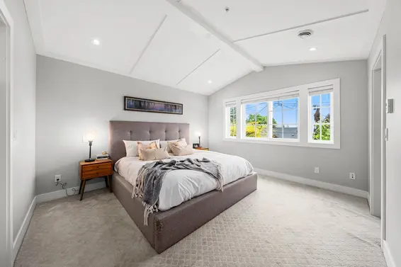 328 East 9th Street, North Vancouver For Sale - image 22