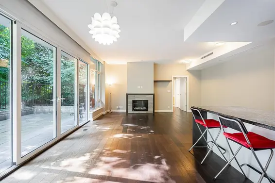 101 988 Keith Road, West Vancouver For Sale - image 10