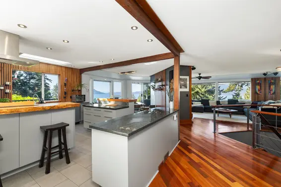 350 Bayview Place, Lions Bay For Sale - image 6